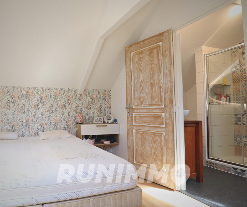 RUNIMMO Villa Saint Pierre 6 pièce(s) 170 m2